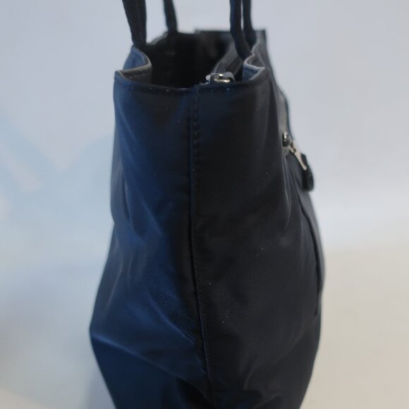 Authentic Women Prada Tessuto Tec B9710 (22) Dark Navy Blue Nylon Tote Handbag - Picture 6 of 16